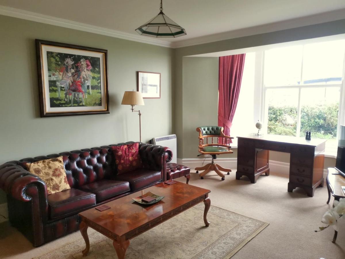 Crown Hill, Grange Over Sands Exterior photo